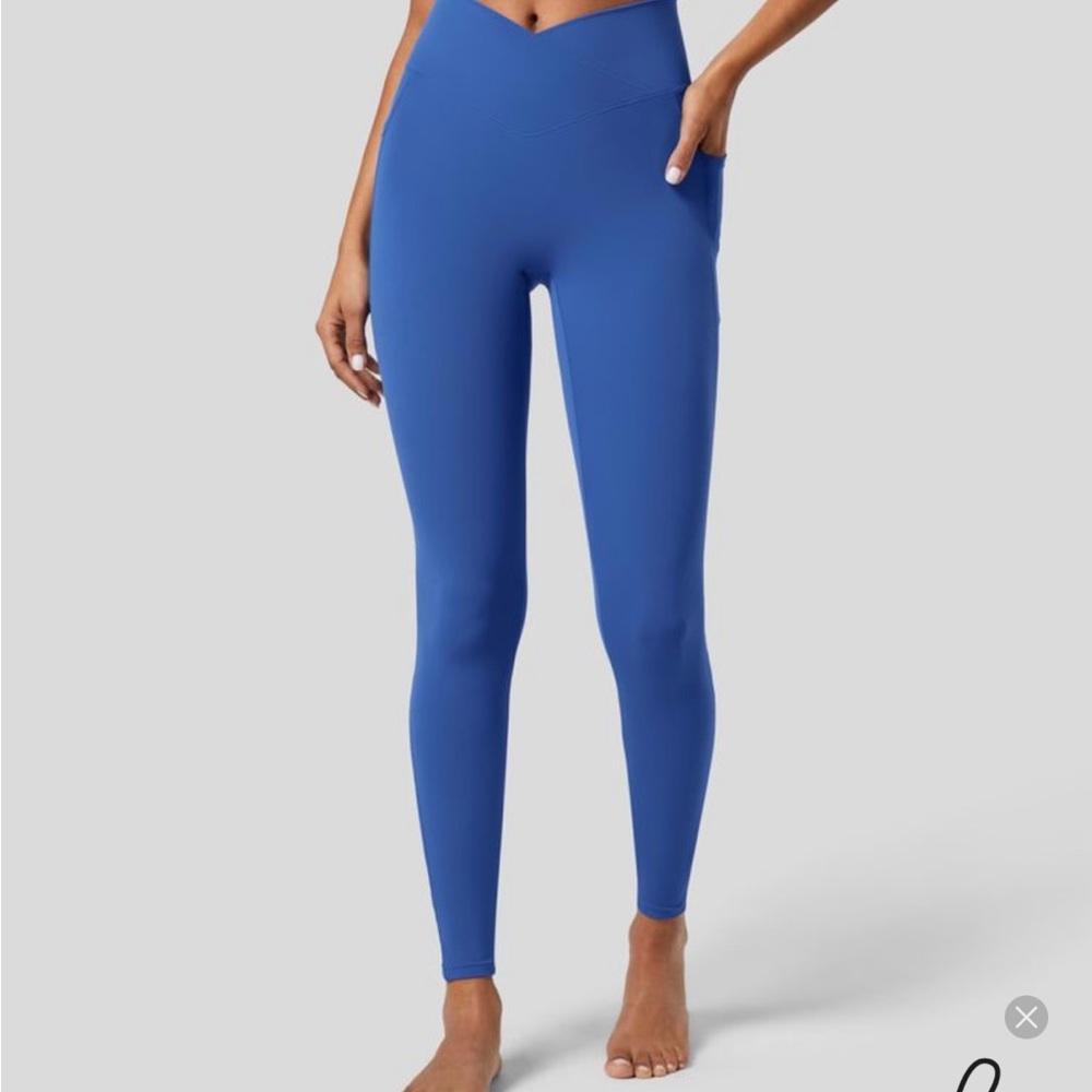Halara softly zero crossover leggings